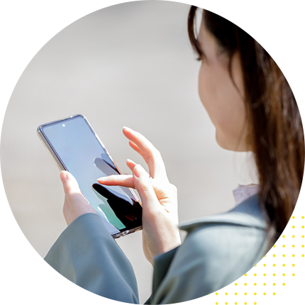 新着情報を常にキャッチ LINE予約・友だち追加